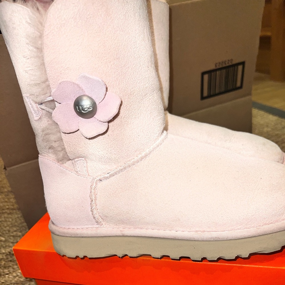 Uggs Size 7